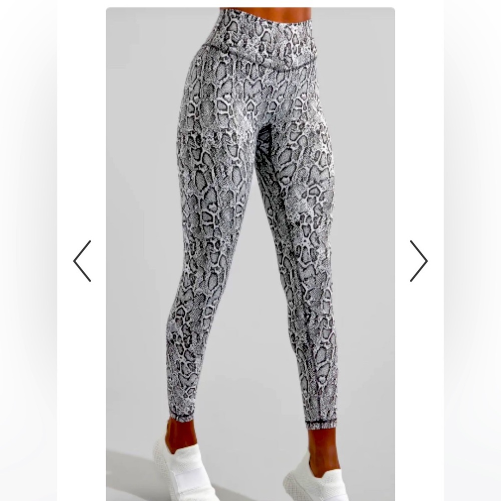 Buff Bunny Evolve Jacquard Legging